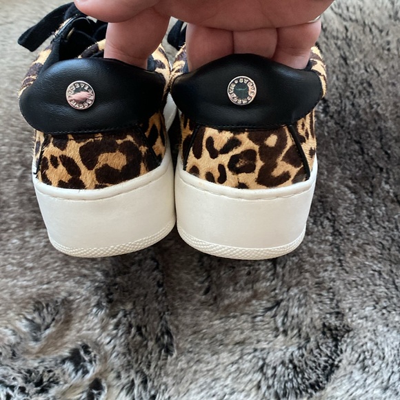 Steve Madden Bertie Platform Sneaker in Leopard Print Cowhide. Size 7M. EUC. - Picture 7 of 14